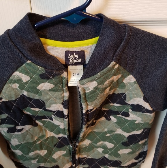 Oshkosh B'gosh Sweater - Picture 2 of 3